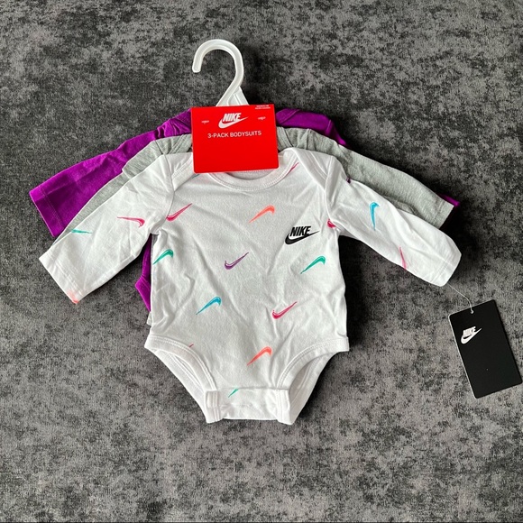 NWT Nike Baby Onesie 3-Pack - Picture 1 of 9